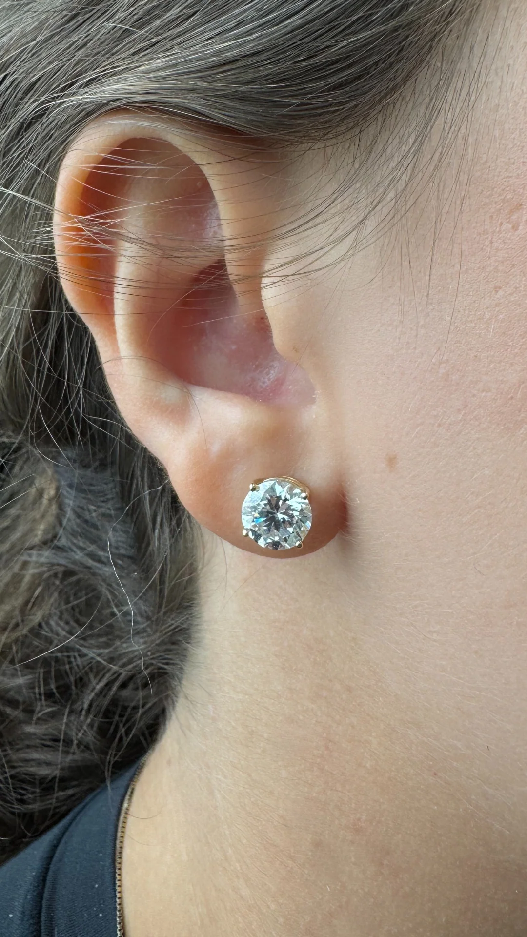 Round Cut  Lab-Grown Diamond Studs - Image 3